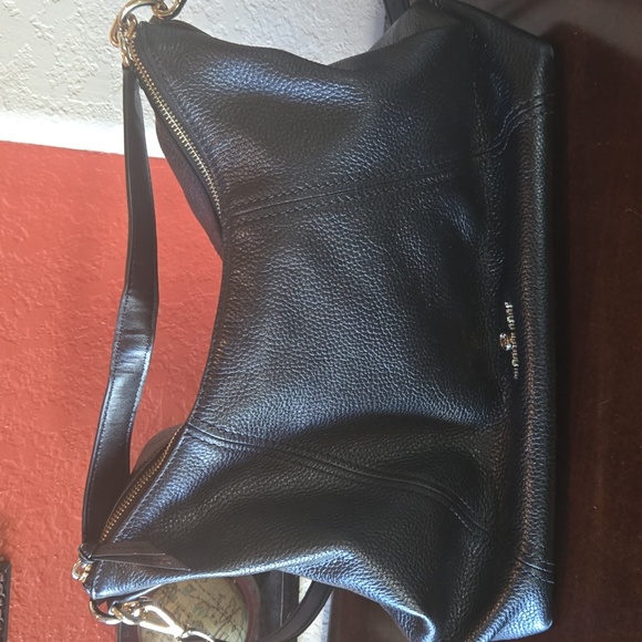Michael Kors Black Leather Shoulder Bag - Picture 4 of 8